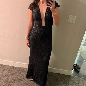 Elegant Black Evening Dress